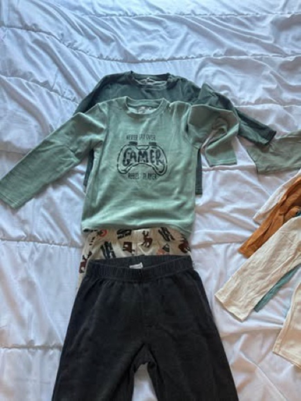 Kids Green 'Gamer' Long Sleeve Pajama Top - Unbranded